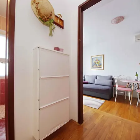 -mulo 1 Apartment